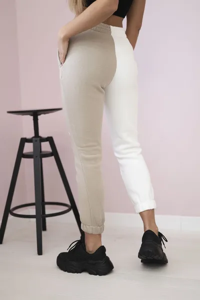 Kesi Dámske tepláky s nápisom QUEEN béžový