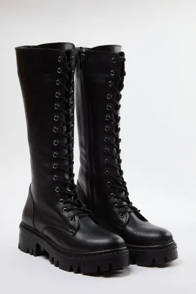 Trendyol Black Lace-Up Thick Sole Women's Boots