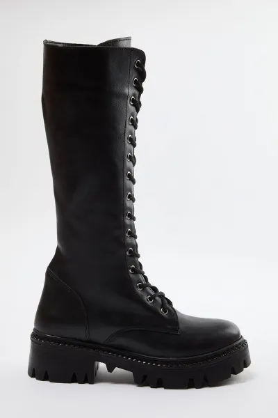 Trendyol Black Lace-Up Thick Sole Women's Boots