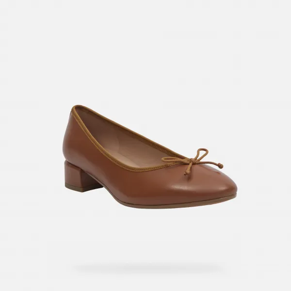 Brown women's pumps Geox Floretia - Women's