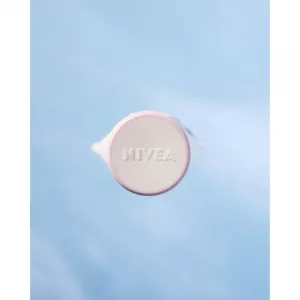 NIVEA Nourishing výživný denný krém pre suchú pleť SPF 15 50 ml