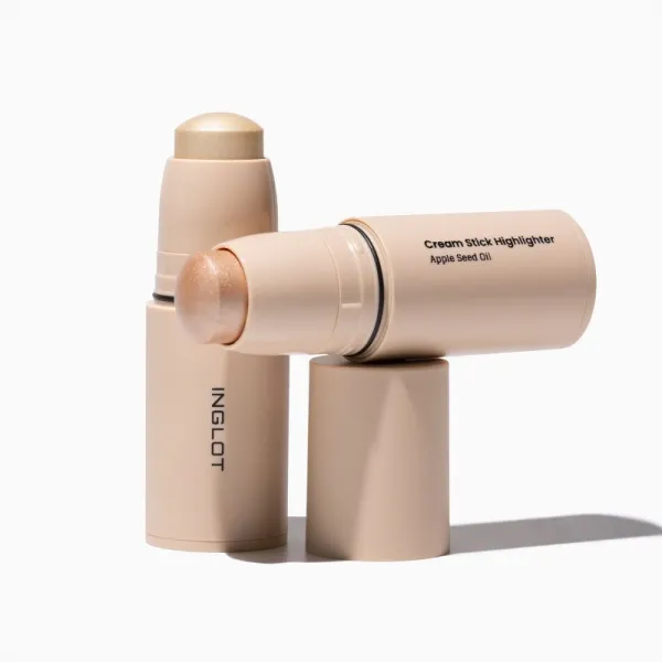 Inglot Cream Stick Highlighter krémový rozjasňovač v tyčinke odtieň Delicate Glow 310 6.2 g