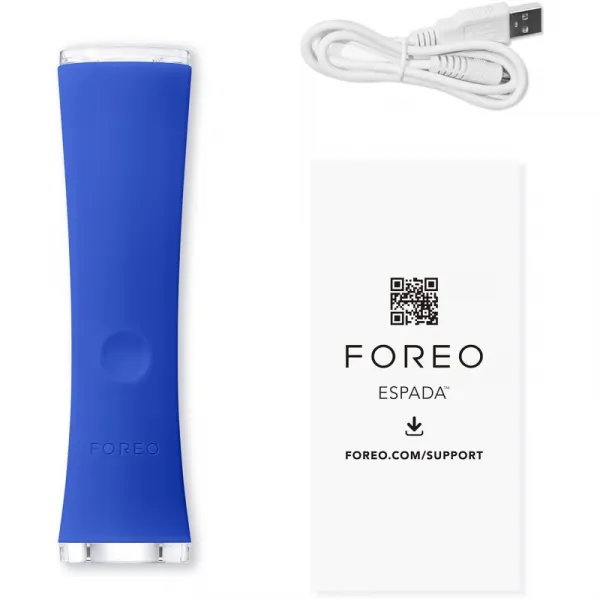 FOREO ESPADA™ 2 pero s modrým svetlom pre zmiernenie prejavov akné Cobalt Blue 1 ks