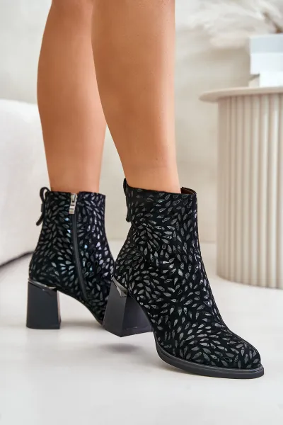Suede ankle boots on a heel with decorative embossing D&A black