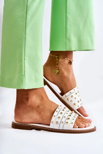 S. BARSKI Dámska kožená flip -flops s dekoráciou biely brien