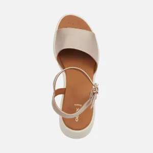 Gold women's sandals Geox Meliconia - Women's