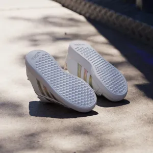 Dievčenská rekreačná obuv ADIDAS Grand Court 2.0 K cloud white iridescent cloud white