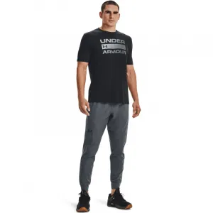 Pánske tričko s krátkym rukávom UNDER ARMOUR UA TEAM ISSUE WORDMARK SS-BLK