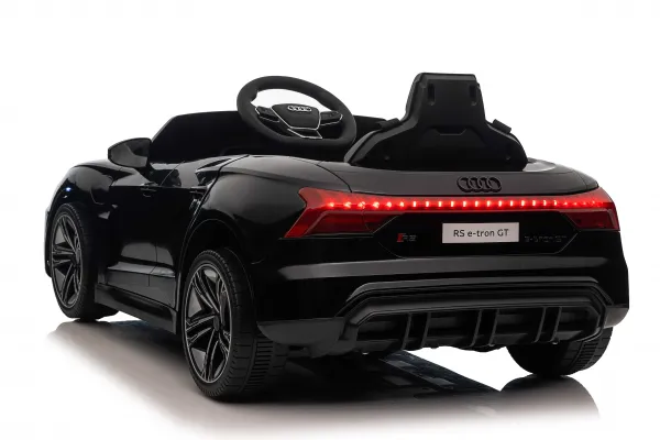 JAKS Elektrické autíčko Audi RS Etron GT čierne