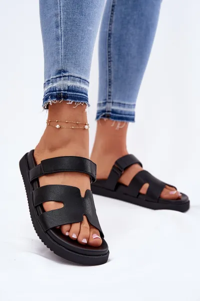 Dámske Sandále S Velcro Vinceza