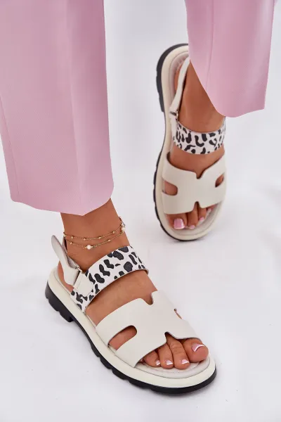 Dámske Kožené Sandále Na Plochosť Pata Leopard Vinceza