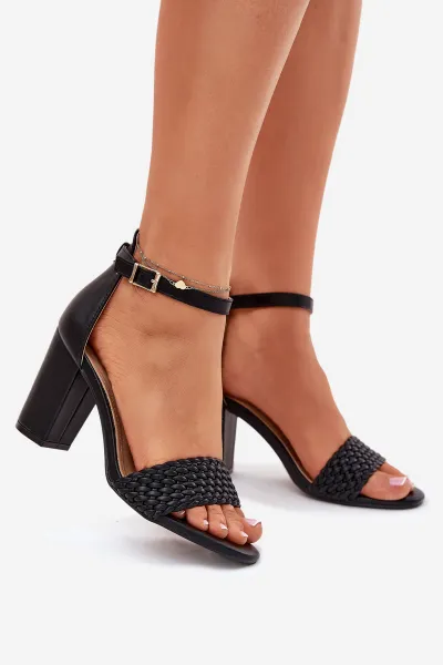 EVENTO Dámske Sandále Na Opätku S Pleteným Pásom Čierne Asdine