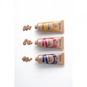 Lirene ALL DAY GLOW! rozjasňujúci fluidný make-up pre dlhotrvajúci efekt odtieň 02 Natural 30 ml