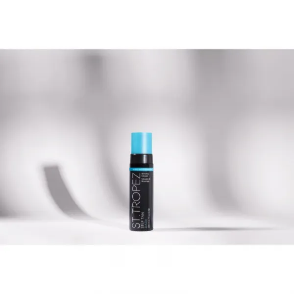 St.Tropez Self Tan Dark samoopaľovacia pena pre intenzívne opálenie 200 ml
