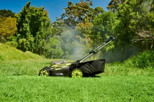 AKU kosačka na trávu RYOBI RY36LMX51A-160 s pojazdom RY5133004589
