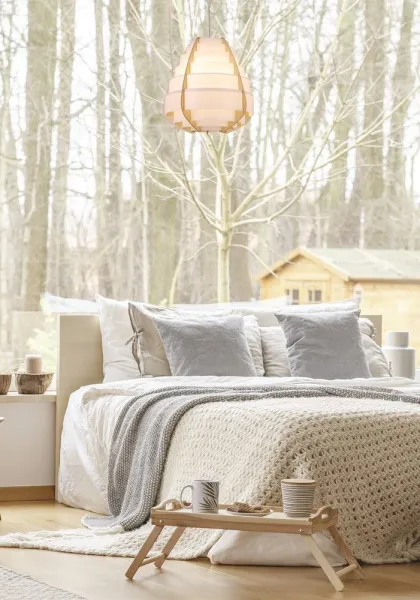 Závesná lampa béžová drevo+plast Nagoja Ledea