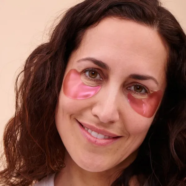 Peter Thomas Roth EVEN SMOOTHER™ Glycolic Retinol Hydra-Gel Eye Patches hydratačné gélové vankúšiky na očné okolie 60 ks