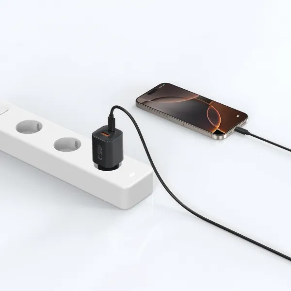 TECH-PROTECT NCM33W Sieťová nabíjačka 1x USB-C 1x USB-A čierna