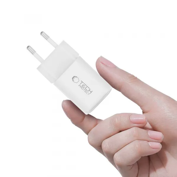 Tech-Protect NCM33W sieťová nabíjačka USB / USB-C 33W PD QC, biela
