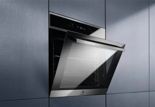 Electrolux EOE7P31X