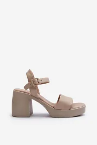 Dámske sandále Kesi