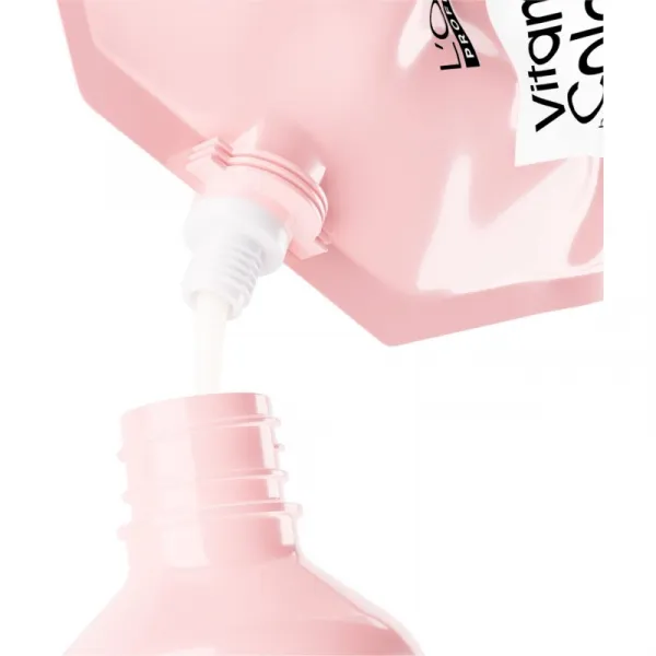 L’Oréal Professionnel Serie Expert Vitamino Color rozjasňujúci šampón pre farbené vlasy 500 ml