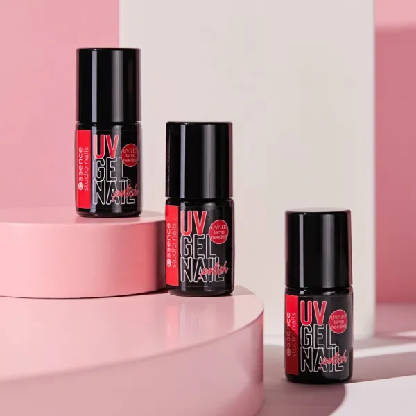 essence studio nails UV GEL NAIL gélový lak na nechty s použitím UV/LED lampy odtieň 105 flamenco, baby! 5 ml