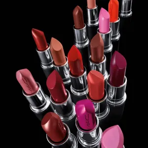 MAC Cosmetics MACximal Sleek Satin Lipstick Mini saténový rúž pre dokonalý vzhľad odtieň DUBONNET 1.5 g