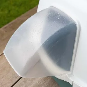 STEFANPLAST Chic Outdoor 56x54,5x39cm vonkajšia krytá mačacia toaleta s malou strechou na odtok vody biela/svetlo hnedá
