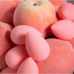 beautyblender® Beauty.Blusher Cheeky hubka na lícenku 1 ks