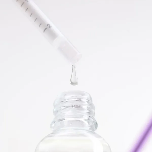 A-Derma Epitheliale Ultra Repair VIT C+ Radiance Repairing Serum regeneračné a rozjasňujúce sérum s vitamínom C 30 ml