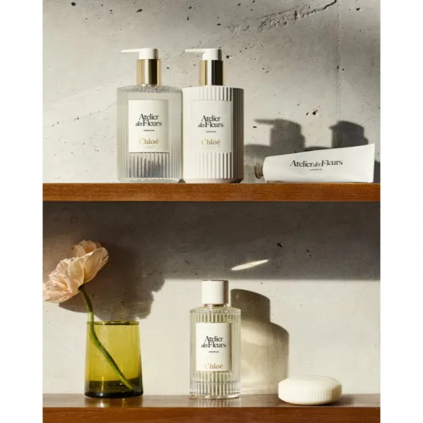 Chloé Atelier des Fleurs Cedrus telové mlieko pre ženy 300 ml