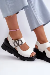 Dámske sandále Kesi