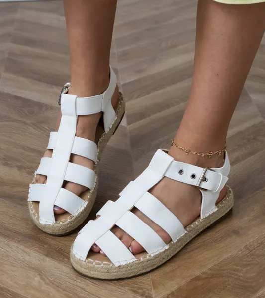 Gemre Biele sandále espadrilky uzavreté Kleona