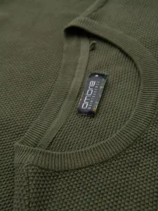 Trendy pánske tričko s krátkym rukávom- olivové