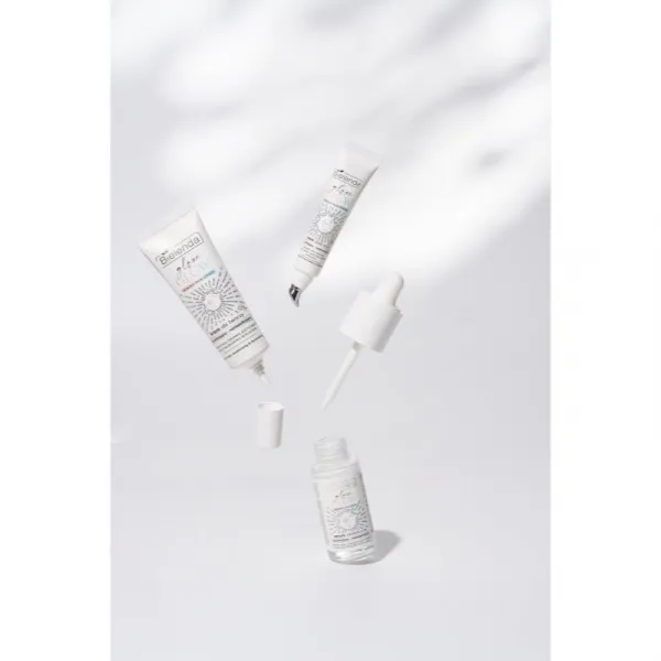 Bielenda GLAZE & GLOW rozjasňujúce sérum s hydratačným účinkom 30 ml