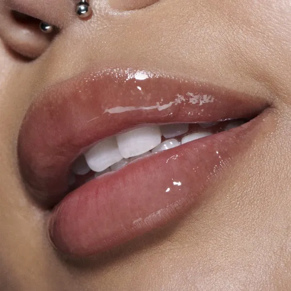 MAC Cosmetics Lipglass Air hydratačný lesk na pery odtieň Zephyr 5 ml