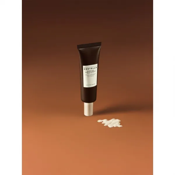 SKIN1004 Madagascar Centella Probio-Cica Glow Sun Ampoule ochranné sérum pre obnovu kožnej bariéry SPF 50+ 50 ml