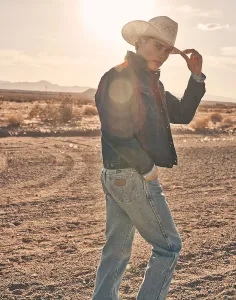 WRANGLER Pánske džínsy  13MWZ ANTIQUE WASH 112358497 Veľkosť: 36/32