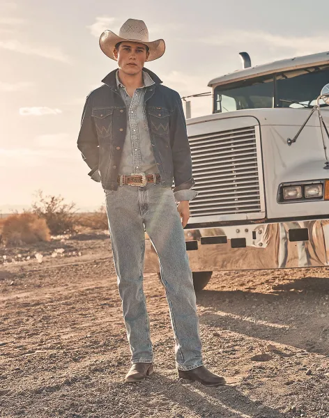 WRANGLER Pánske džínsy  13MWZ ANTIQUE WASH 112358497 Veľkosť: 36/32