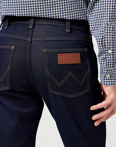 WRANGLER Pánske džínsy  GREENSBORO MOONLIGHT RINSE 112362557 Veľkosť: 32/32