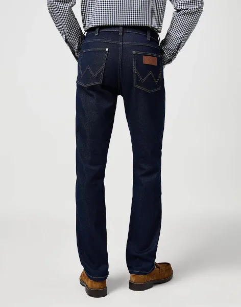 WRANGLER Pánske džínsy  GREENSBORO MOONLIGHT RINSE 112362557 Veľkosť: 32/32
