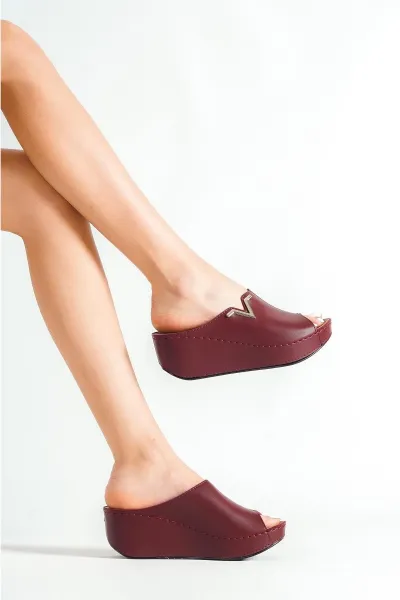 Dámske šľapky Capone Outfitters
