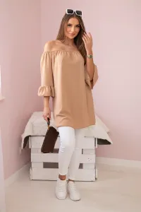 Spanish blouse with ruffles on a camel sleeve