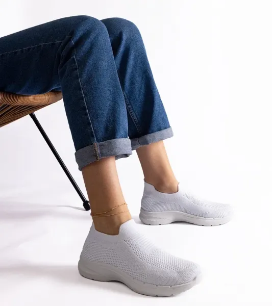 D/CEO White trainers Justar