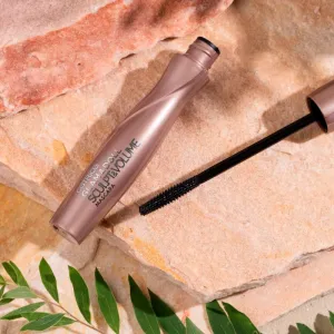 Catrice Glam & Doll Sculpt & Volume riasenka pre objem a definíciu rias odtieň 010 Black 9,5 ml