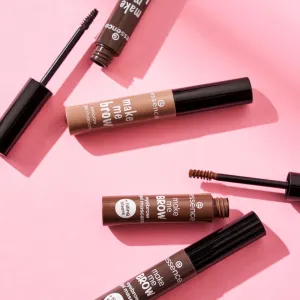 essence Make Me Brow gél na obočie odtieň 05 Chocolaty Brows 3,8 ml