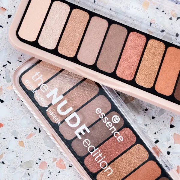 essence The Nude Edition paletka očných tieňov odtieň 10 Pretty in Nude 10 g