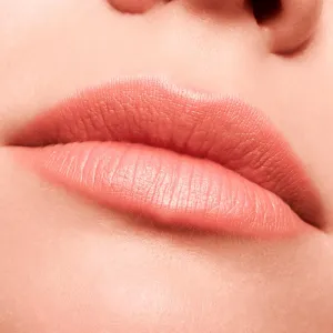 essence Soft & Precise ceruzka na pery odtieň 302 0.78 g