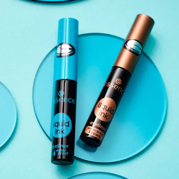 Essence Liquid Ink linka na oči odtieň 3 ml